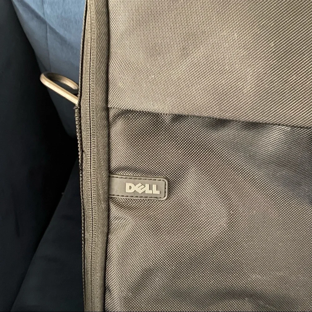 Dell Business Laptop Bag with shoulder straps. New -NWOT